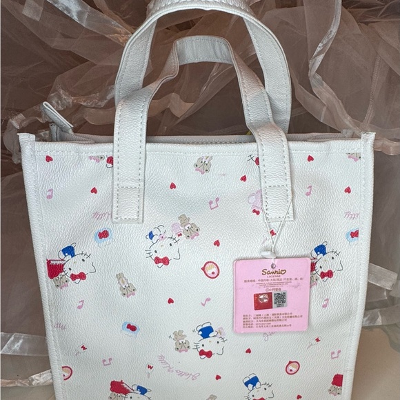 White Hello Kitty Tote Bag - Picture 2 of 5